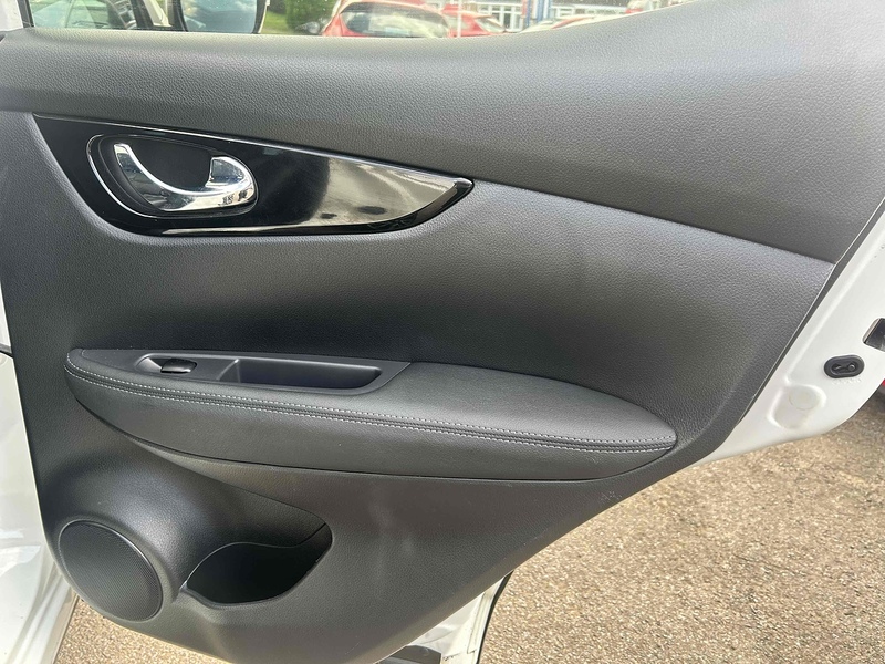 Nissan Qashqai dCi Tekna - U93488