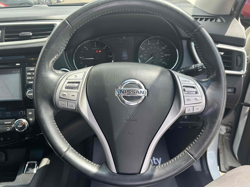 Nissan Qashqai dCi Tekna - U93488