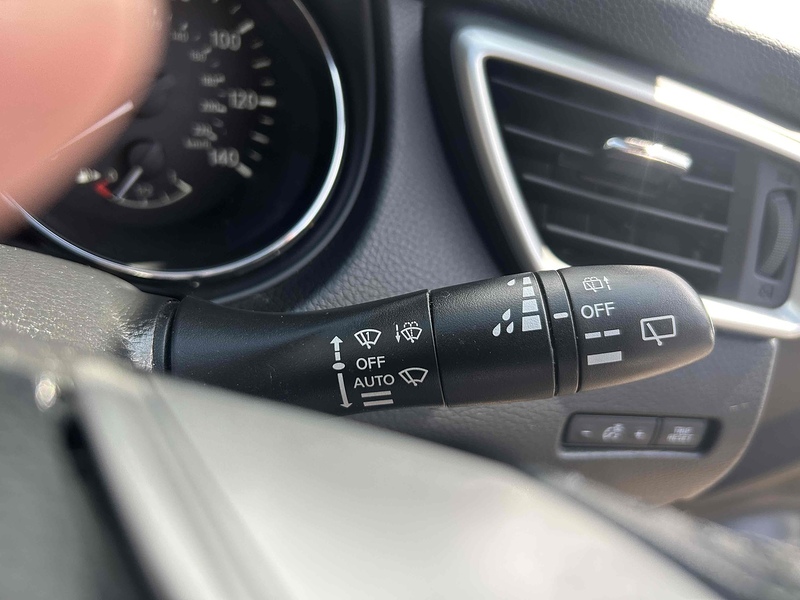 Nissan Qashqai dCi Tekna - U93488