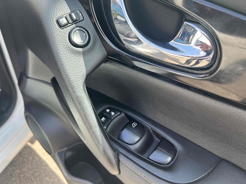 Nissan Qashqai dCi Tekna - U93488