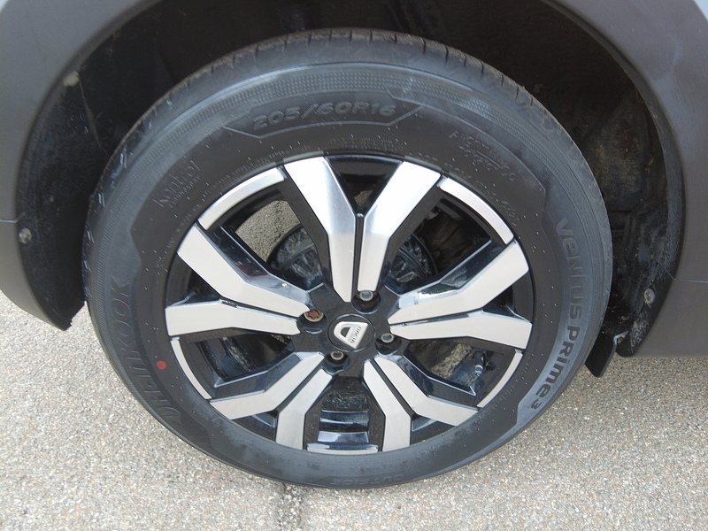 Dacia Sandero Stepway TCe Prestige - U93493