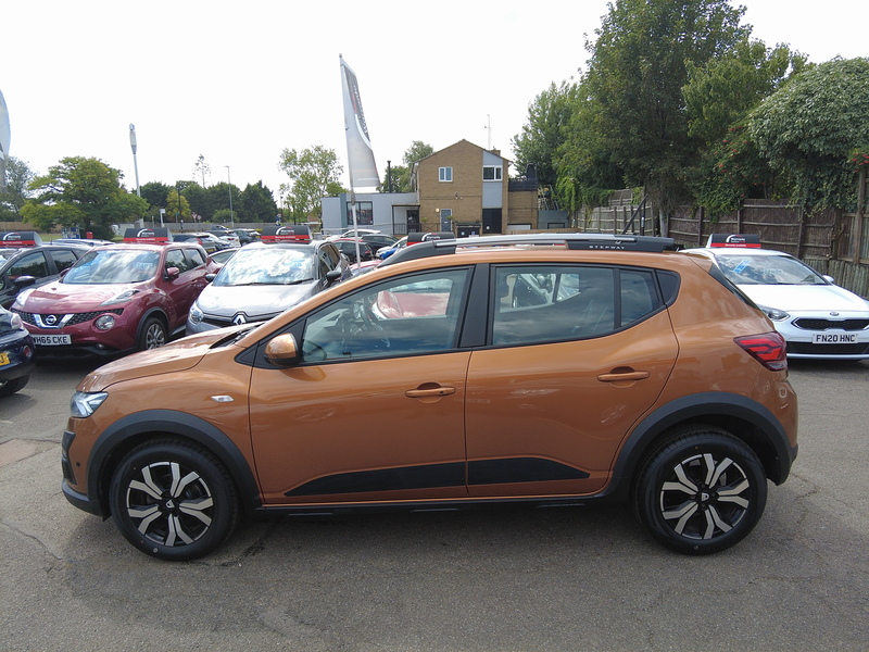 Dacia Sandero Stepway TCe Prestige - U93493