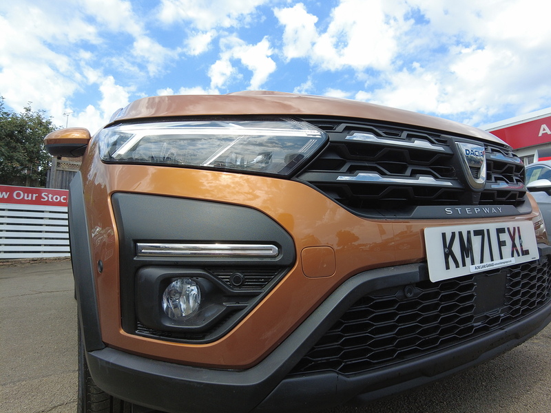 Dacia Sandero Stepway TCe Prestige - U93493