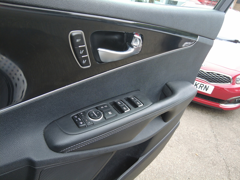 Kia Sorento CRDi KX-4 - U93494