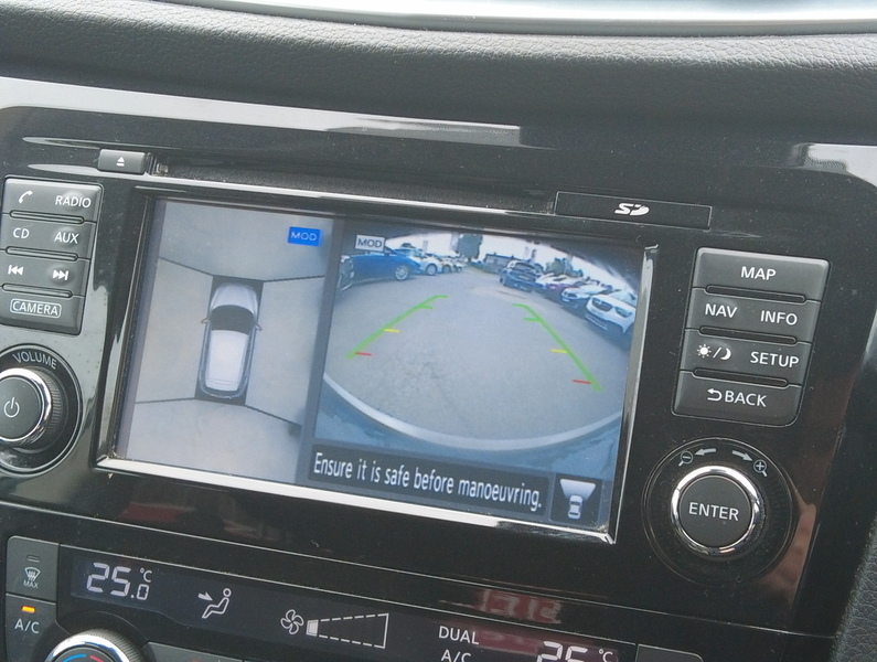Nissan Qashqai DIG-T N-Connecta - U93528