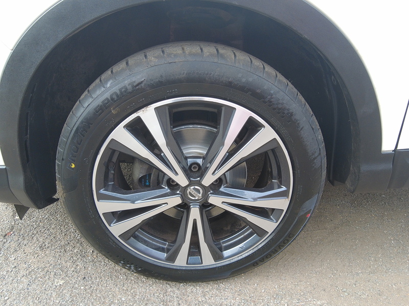 Nissan Qashqai DIG-T N-Connecta - U93528