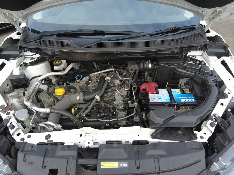 Nissan Qashqai DIG-T N-Connecta - U93528