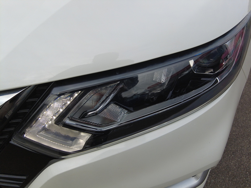 Nissan Qashqai DIG-T N-Connecta - U93528