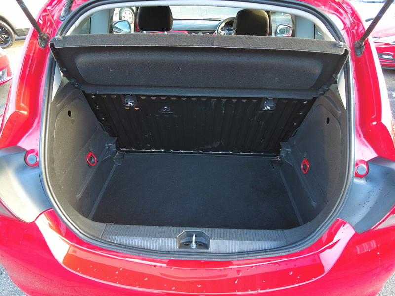 Vauxhall Corsa i ecoTEC Griffin - U93569