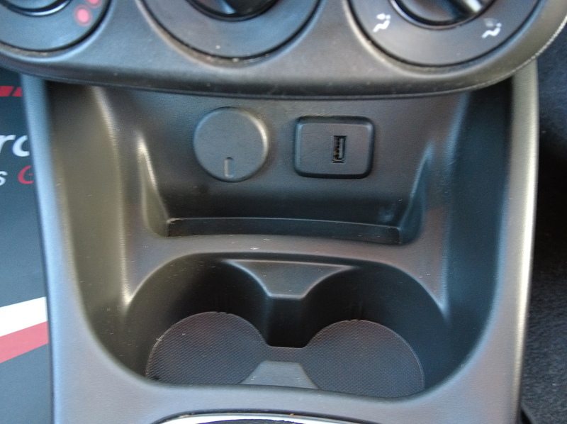 Vauxhall Corsa i ecoTEC Griffin - U93569