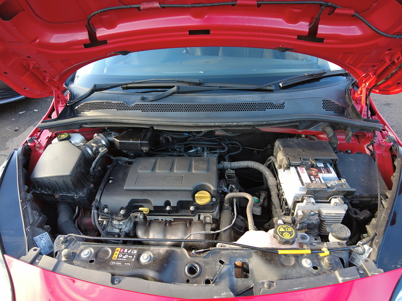 Vauxhall Corsa i ecoTEC Griffin - U93569