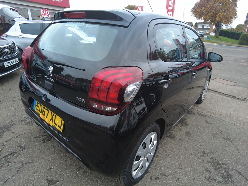 Peugeot 108 Active - U93575