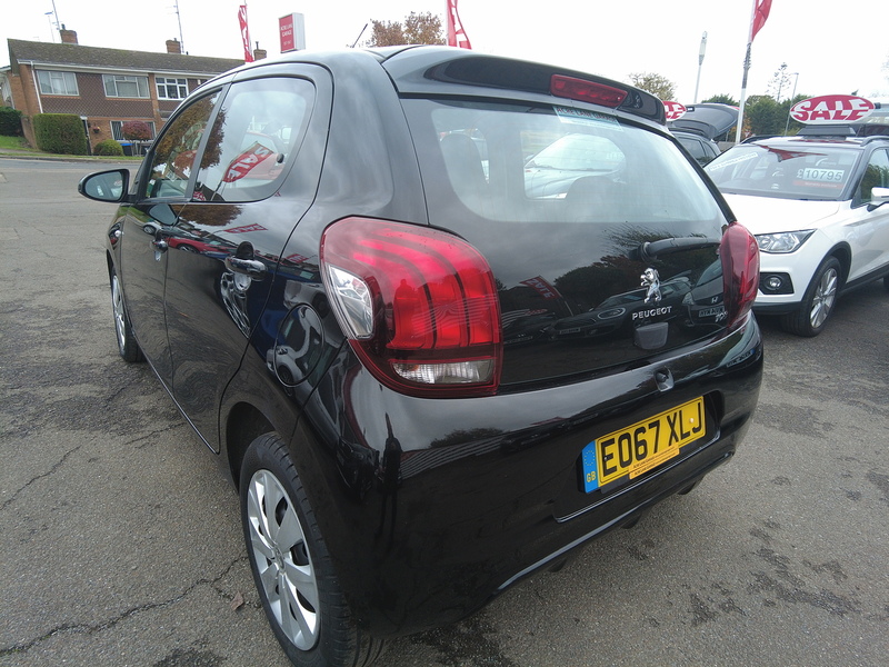 Peugeot 108 Active - U93575