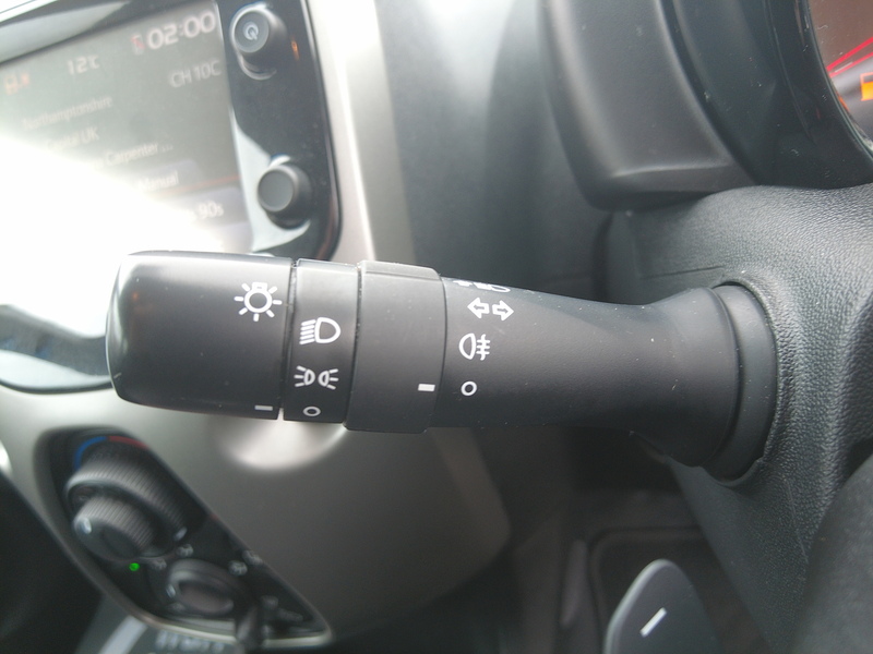 Peugeot 108 Active - U93575