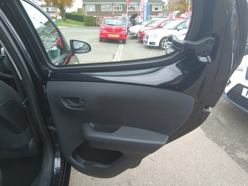 Peugeot 108 Active - U93575