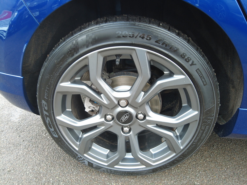 Ford Fiesta T EcoBoost ST-Line - U93605