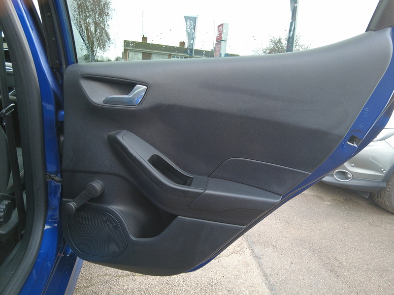 Ford Fiesta T EcoBoost ST-Line - U93605