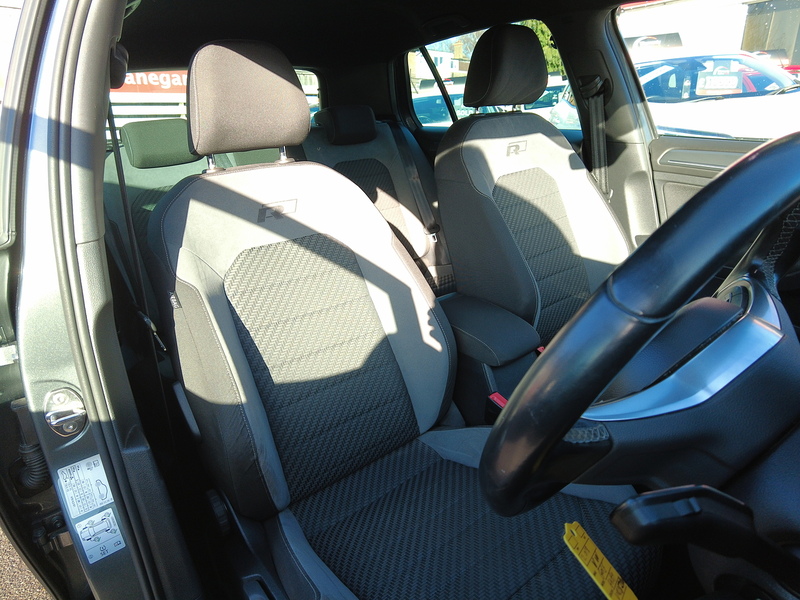 Volkswagen Golf TSI EVO R-Line - U93608