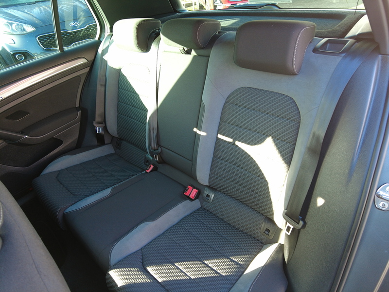 Volkswagen Golf TSI EVO R-Line - U93608