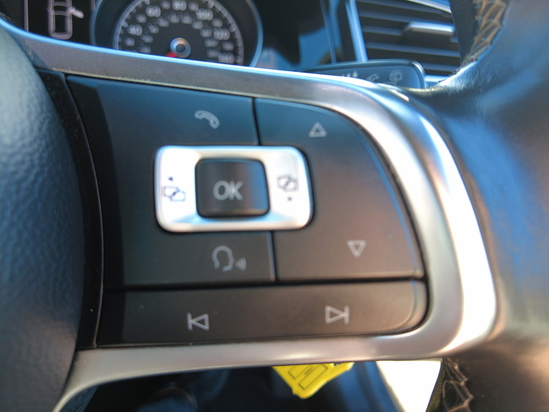 Volkswagen Golf TSI EVO R-Line - U93608