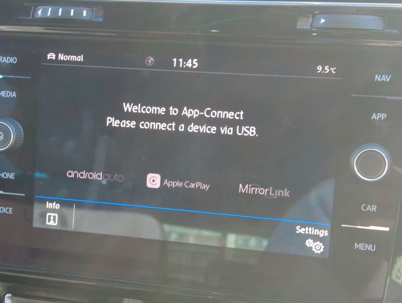 Volkswagen Golf TSI EVO R-Line - U93608