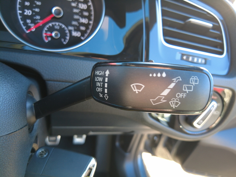 Volkswagen Golf TSI EVO R-Line - U93608