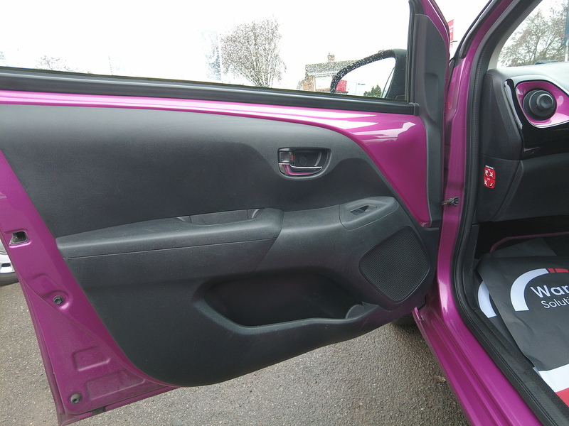 Toyota AYGO VVT-i x-cite - U93612