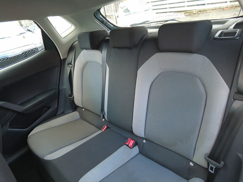 SEAT Ibiza MPI SE Technology - U93614