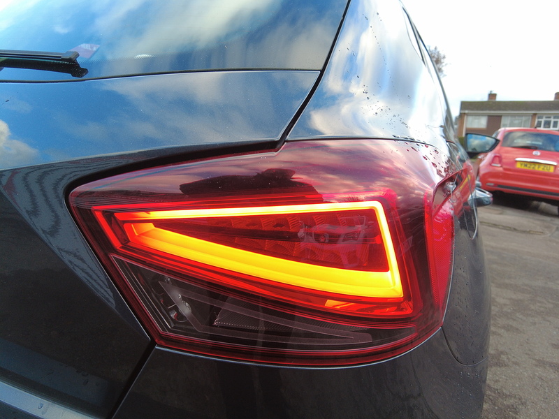 SEAT Ibiza MPI SE Technology - U93614