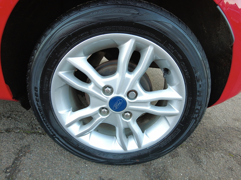 Ford Fiesta Zetec - U93621