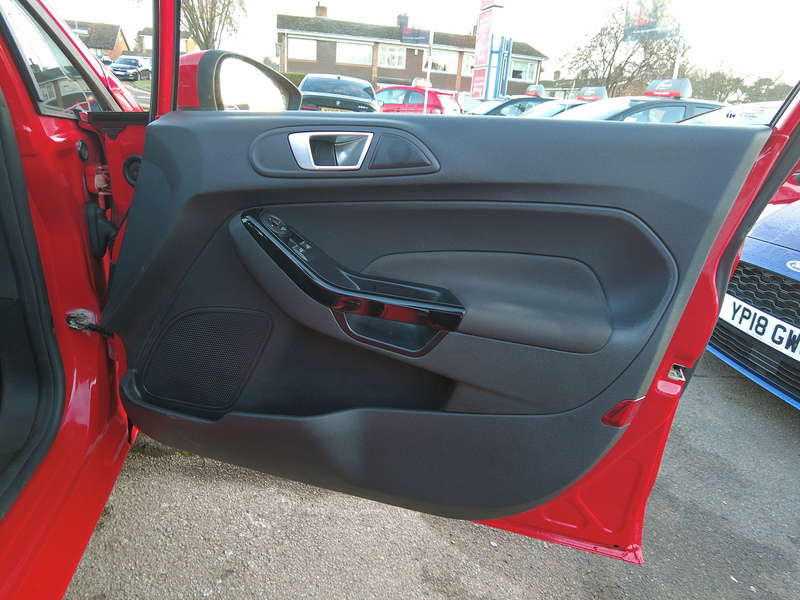 Ford Fiesta Zetec - U93621