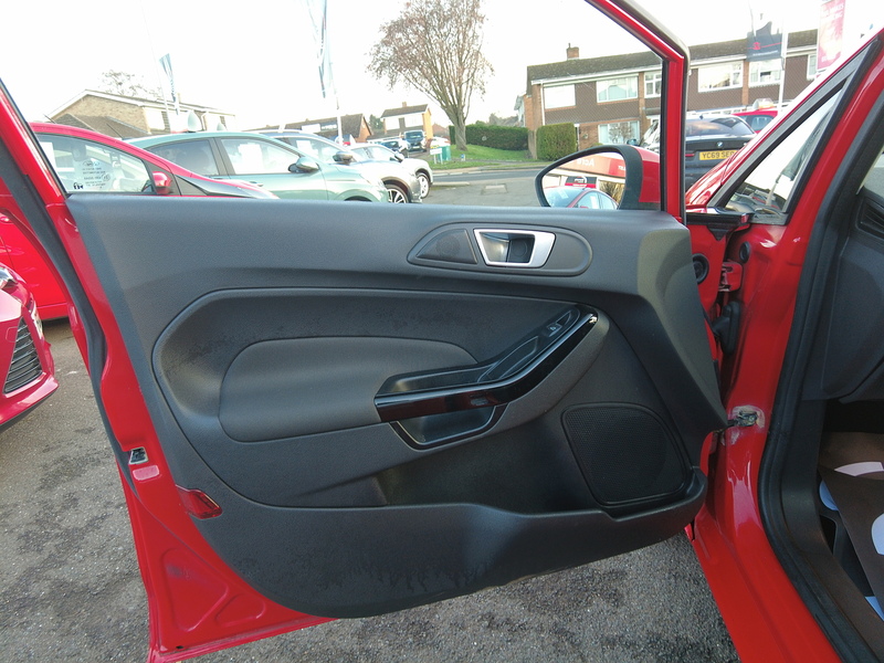 Ford Fiesta Zetec - U93621