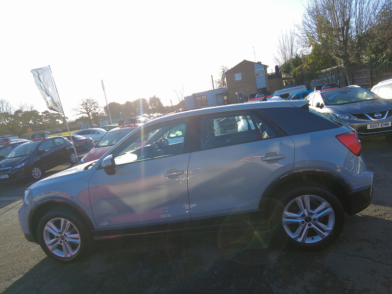 Audi Q2 TFSI Sport - U93623