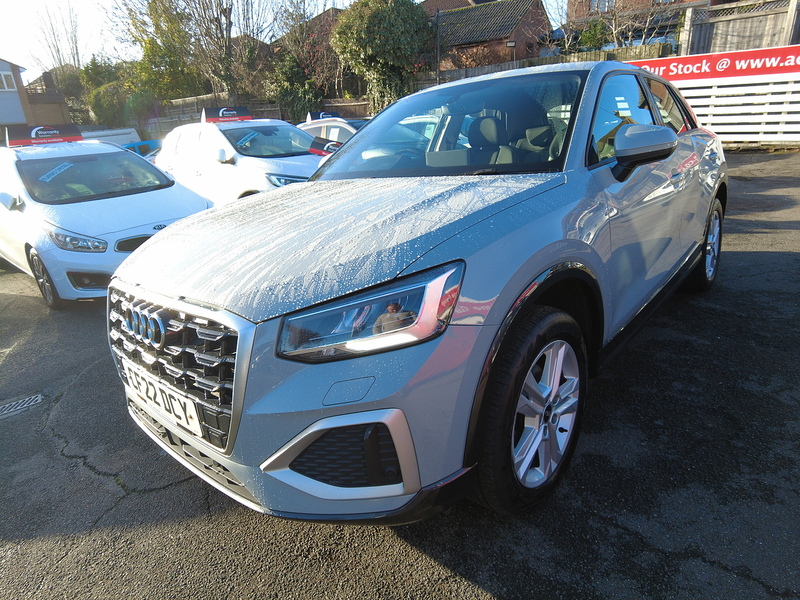 Audi Q2 TFSI Sport - U93623