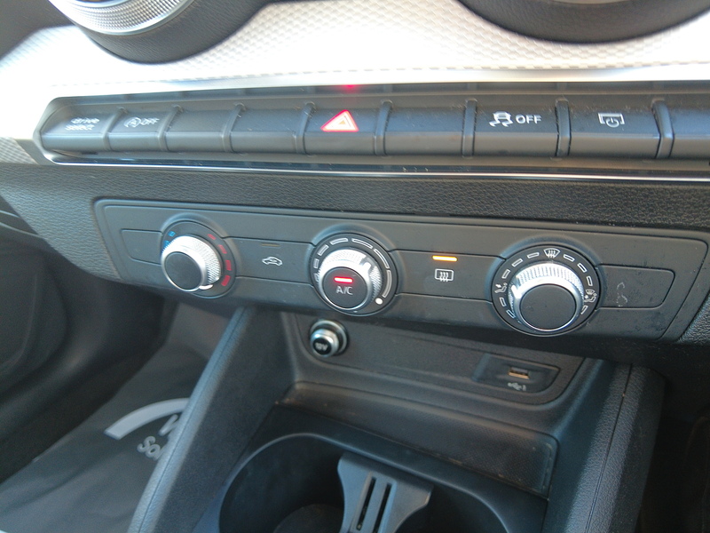 Audi Q2 TFSI Sport - U93623