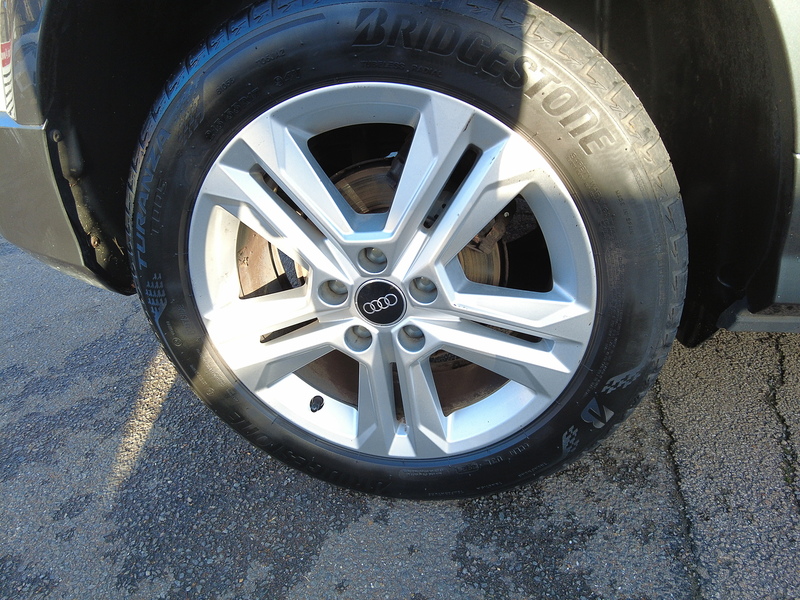 Audi Q2 TFSI Sport - U93623