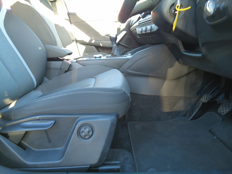 Audi Q2 TFSI Sport - U93623