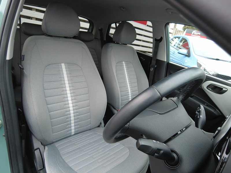 Hyundai i10 Premium - U93625