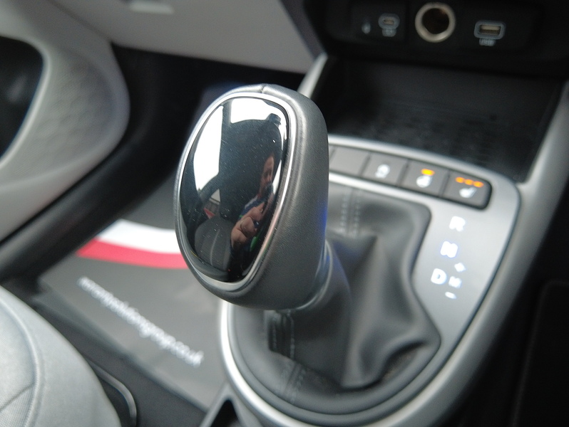 Hyundai i10 Premium - U93625