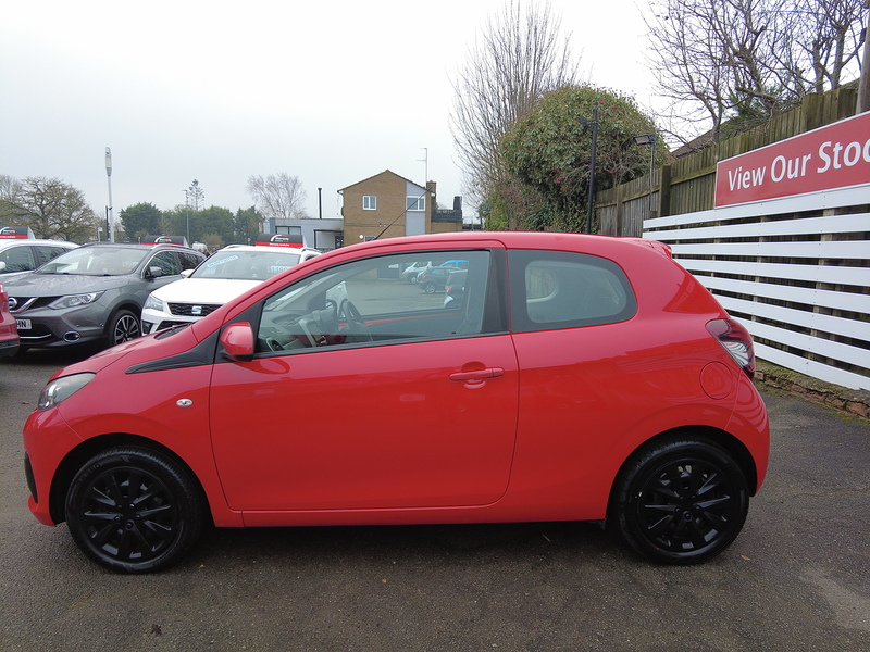 Peugeot 108 Active - U93628