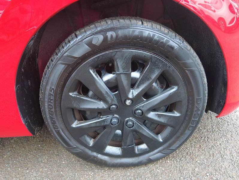 Peugeot 108 Active - U93628