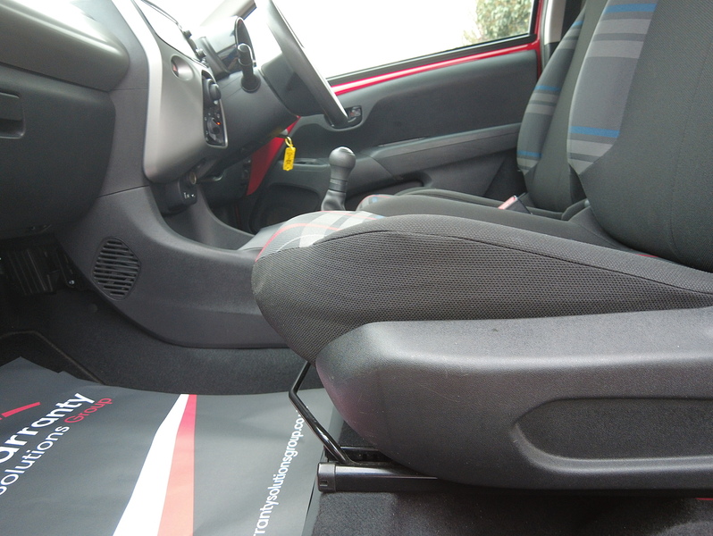 Peugeot 108 Active - U93628