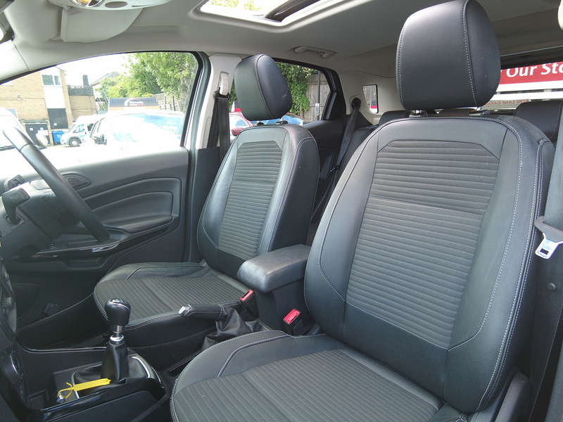 Ford EcoSport T EcoBoost Titanium - U93632