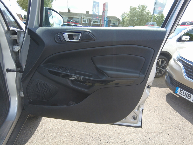 Ford EcoSport T EcoBoost Titanium - U93632