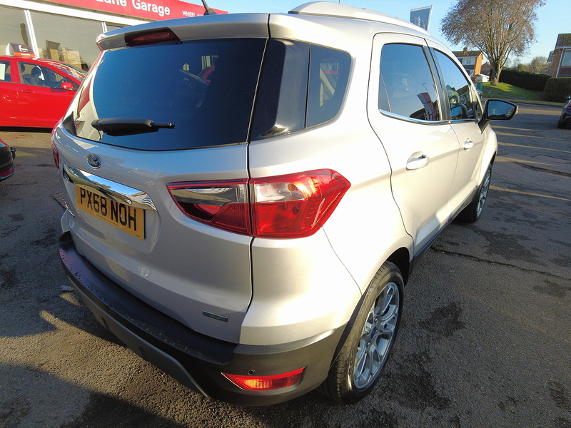 Ford EcoSport T EcoBoost Titanium - U93632