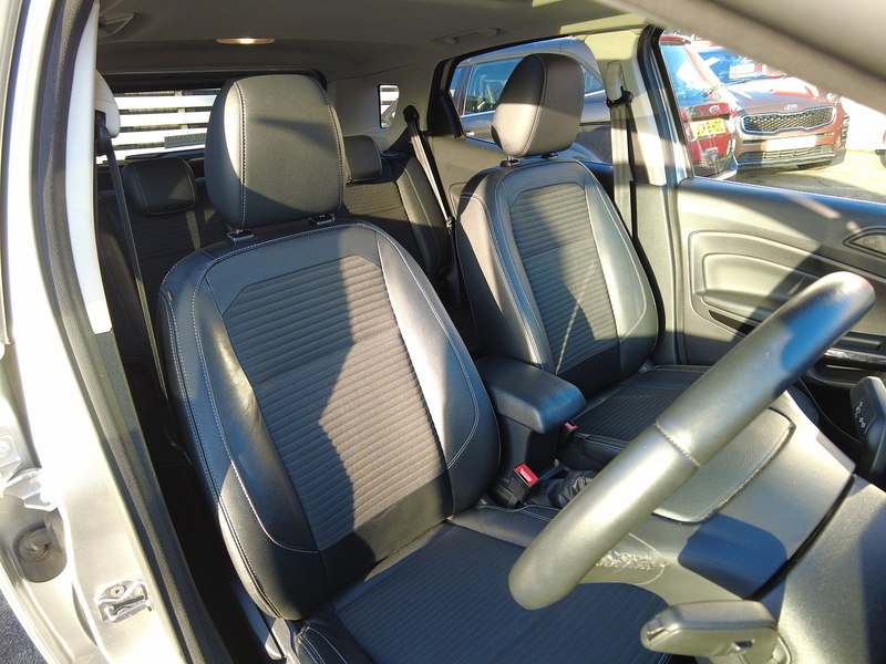 Ford EcoSport T EcoBoost Titanium - U93632