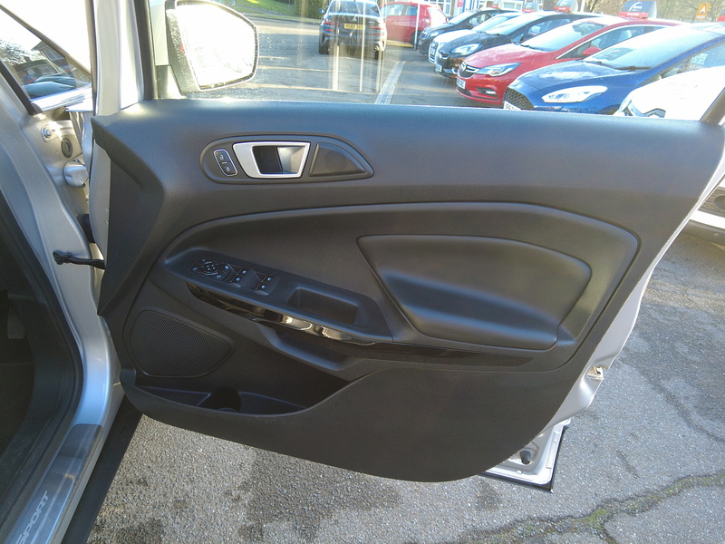 Ford EcoSport T EcoBoost Titanium - U93632