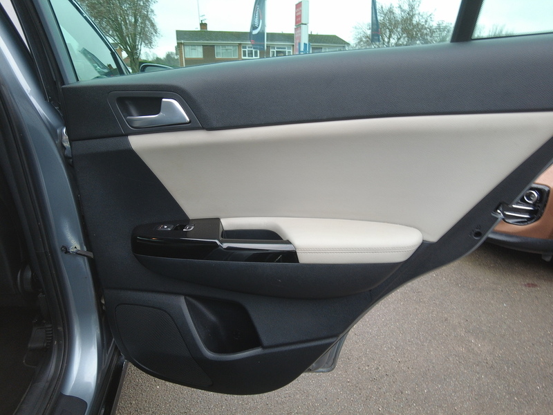 Kia Sportage CRDi MHEV GT-Line - U93638
