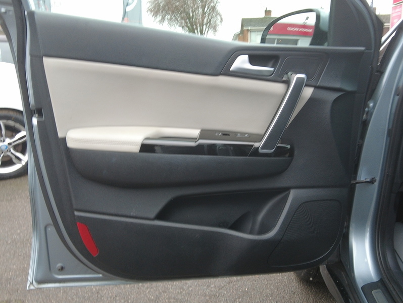 Kia Sportage CRDi MHEV GT-Line - U93638