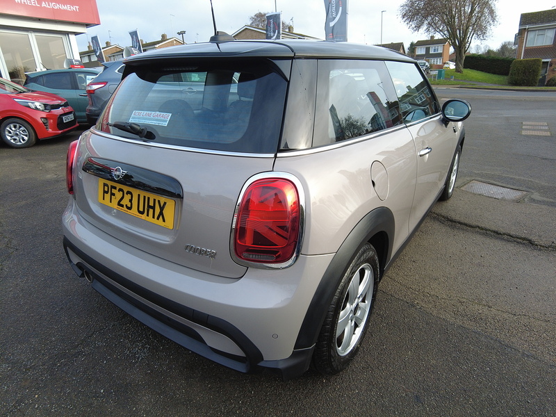 MINI Hatch Cooper Classic - U93643